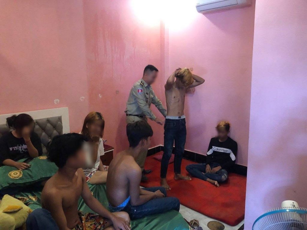 青少年躲在酒店里群居？警方排查-博彩活动-博彩彩金网-博彩论坛